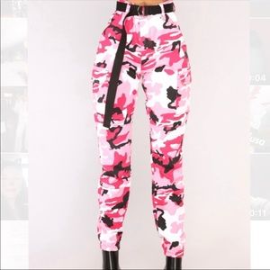 PINK CAMO PANTS